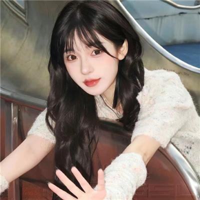 隔壁的吸血鬼美眉